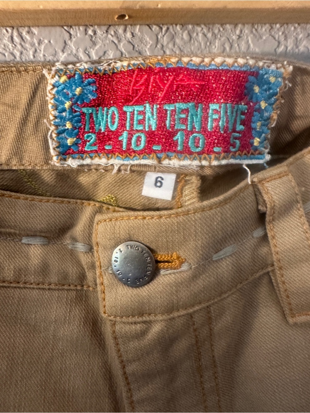 Tan Embroidered Wide-Leg Jeans with Paisley Detail - Picture 3 of 10